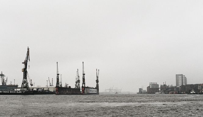 6860 Trenchcoat Wollmantel Luzi de Beaufort